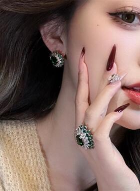 欧美复古宫廷风祖母绿锆石戒指