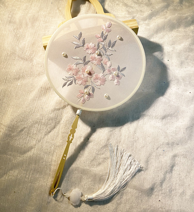 刺绣古风团扇双面绣花扇舞蹈扇