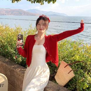 苏三三 开衫配吊带外搭女外套春秋2025新款红色针织上衣开春穿搭