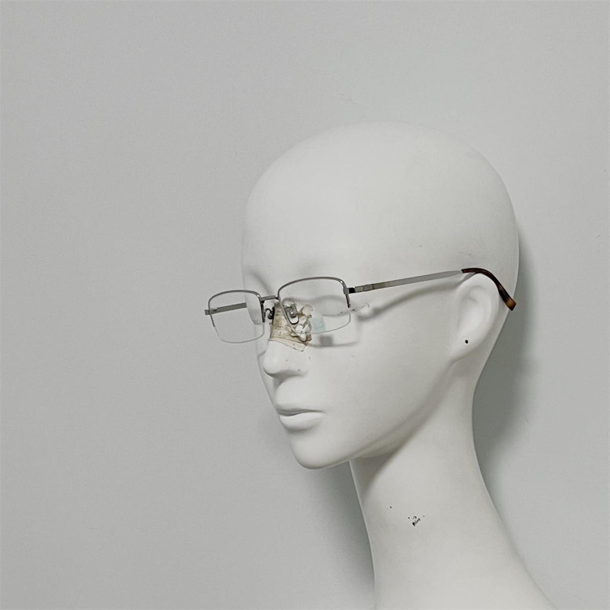 DU0016 英伦专业光学眼镜 钛金属斯文半框近视镜 配光镜 24年新款