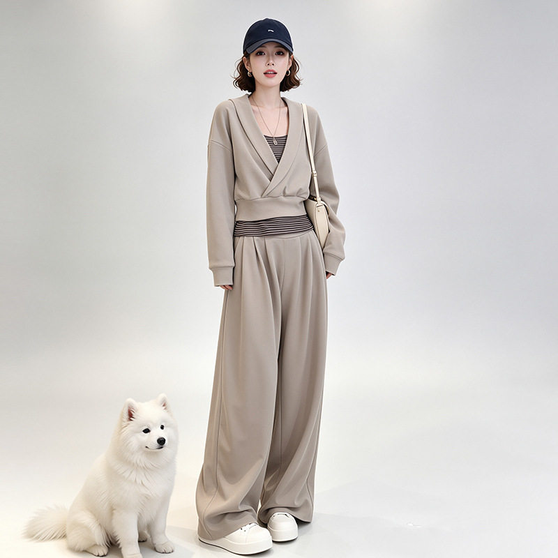 休闲时尚套装女设计感韩系穿搭长袖卫衣内搭条纹吊带阔腿裤三件套