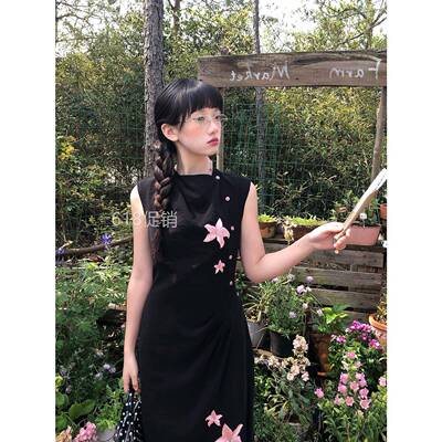 嘿山姥姥新中式百合刺绣旗袍洋装子女复古修身无袖改良版中长裙
