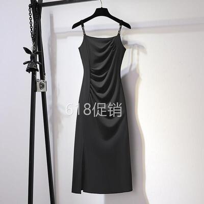 黑色吊带洋装女轻奢高级感2025新款夏季爆款显瘦遮肚子气质长裙
