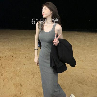 灰色吊带裙女夏季针织吊带裙小个子长裙设计感小众修身包臀裙