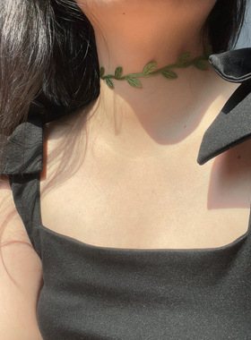 森系超仙女气质绿色叶子藤蔓短款choker项链温柔细锁骨链项圈颈带