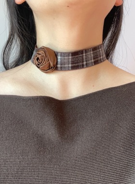花朵格子项圈项链复古气质颈链玫瑰花立体choker性感百搭颈花配饰