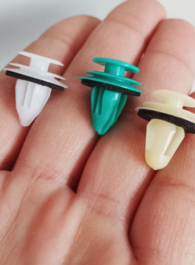 适用于之星欧尚欧诺欧力威A600X70A睿骋CC门板饰板内衬卡扣