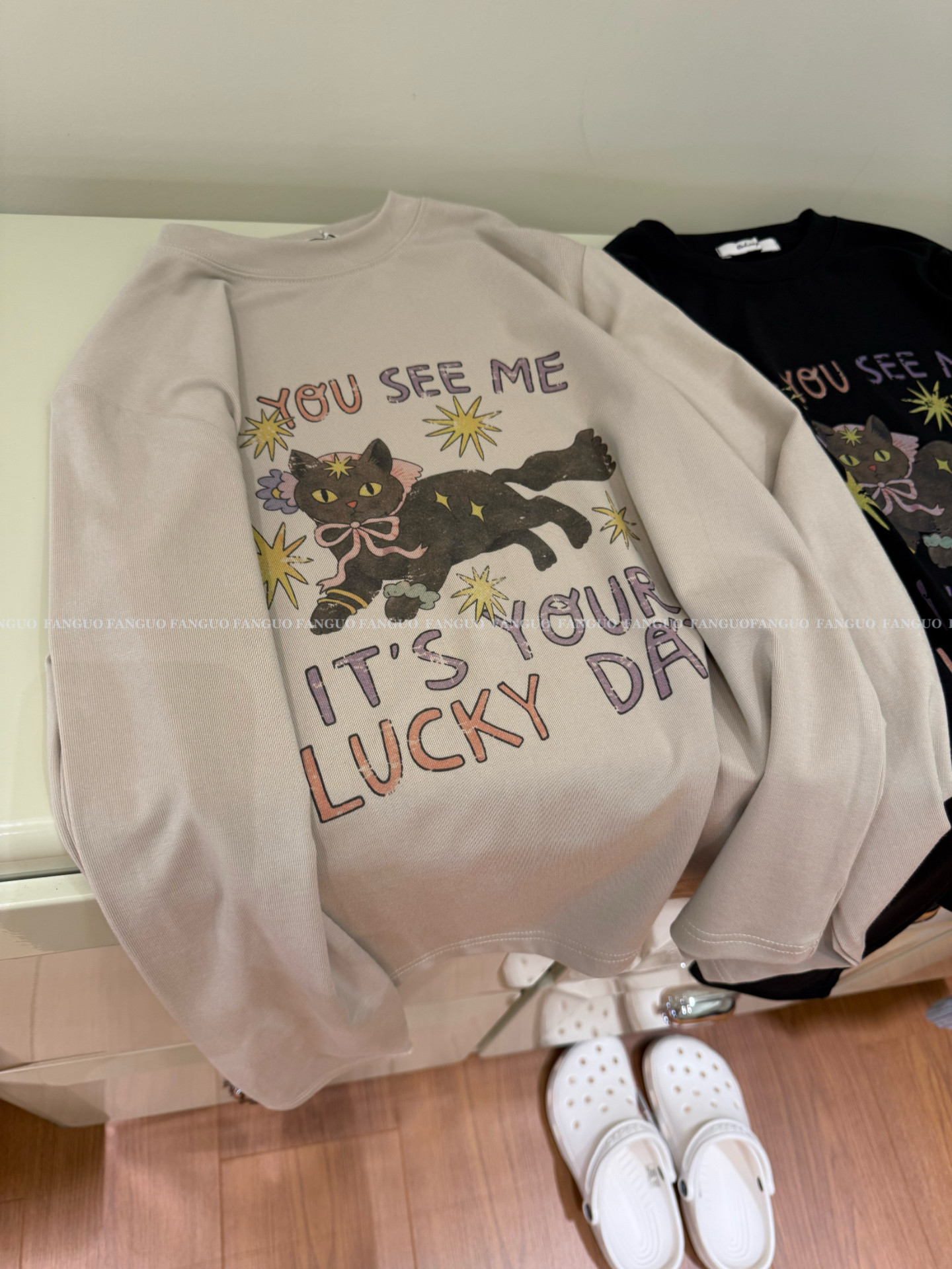 韩国chic 面料无敌虚服～天丝莱赛尔猫咪长袖T恤打底衫女包邮