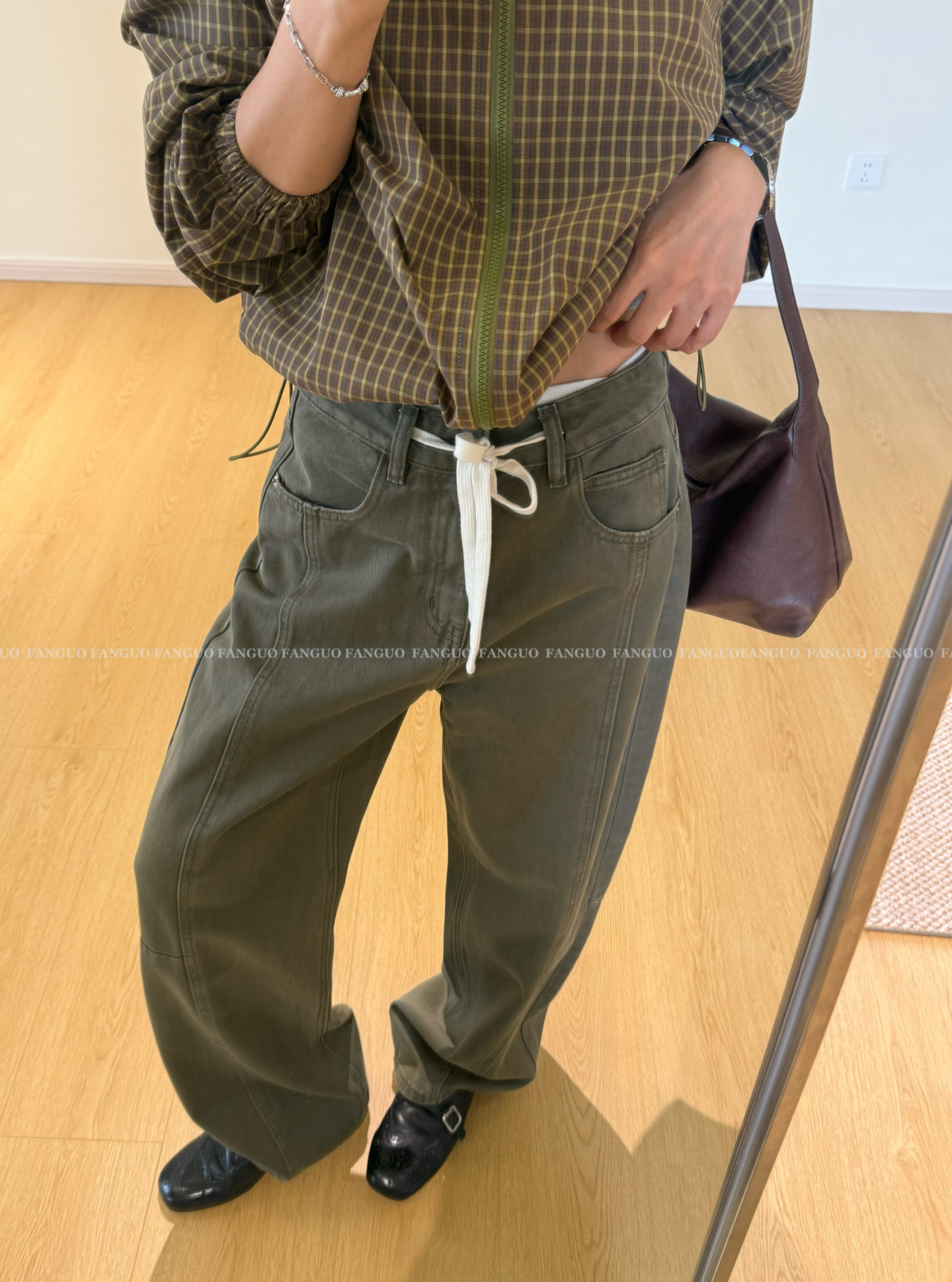 仅此一批～橄榄绿/复古美式立体裁剪显瘦香蕉休闲牛仔裤女包邮图片