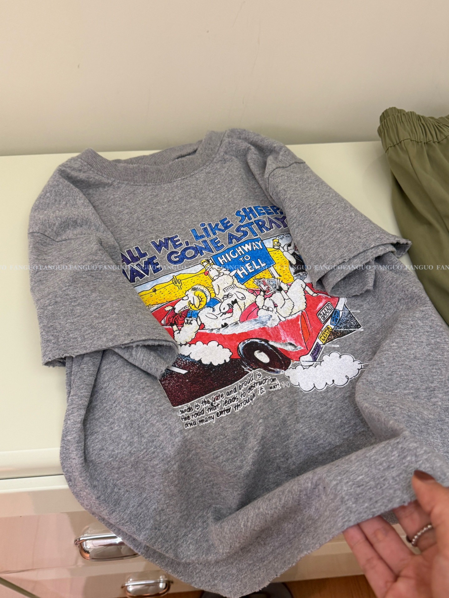 公鸡家/柔软洗水棉 卡通动漫做旧破洞休闲短袖T袖女包邮