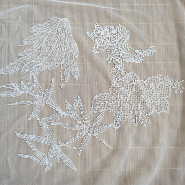 新款轻薄蕾丝刺绣diy服装手工辅料镂空贴花需缝线田园风花边黑白