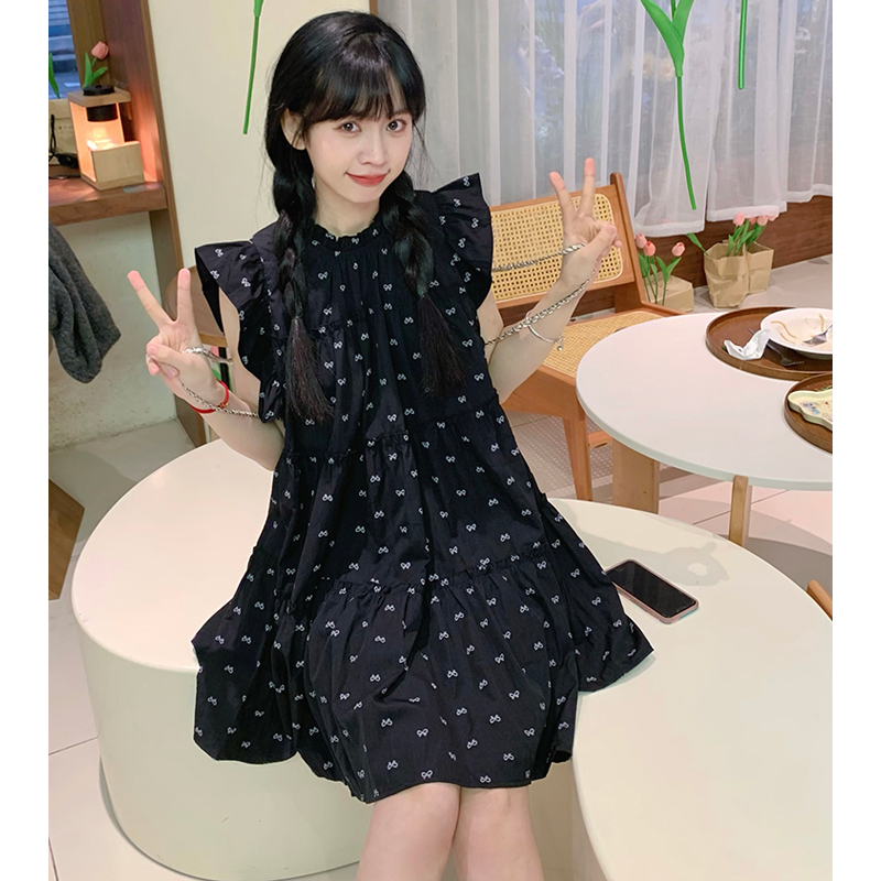 温柔风花边领小飞袖蛋糕裙连衣裙