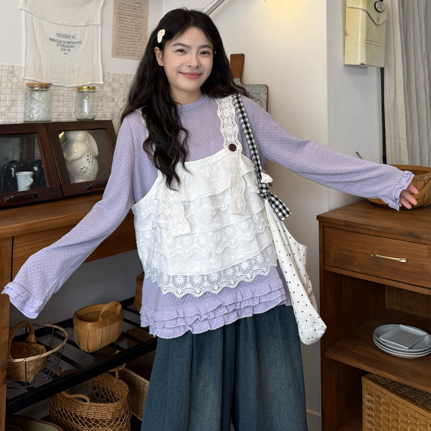 大码女装2026春季新款胖mm甜美百搭打底衫+吊带+牛仔裤显瘦三件套