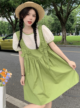 大码女装胖mm显瘦连衣裙法式小众设计感蝴蝶结浅绿色假两件背带裙