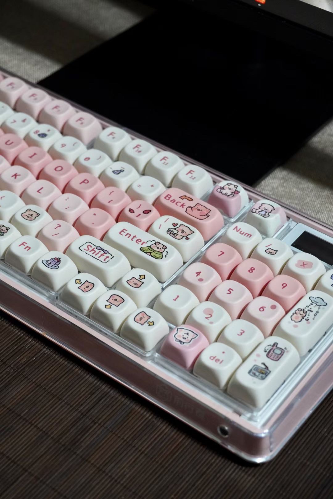 粉红小猪键帽moa高度PBT材质机械键盘键帽圆润可爱卡通140键