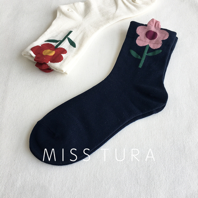 MissTura纯色花朵好用中筒女袜