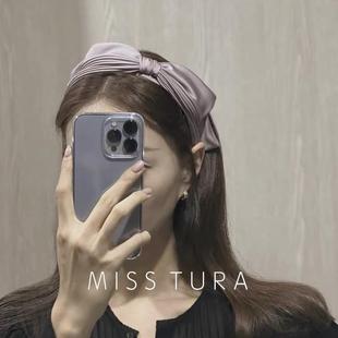 Tura韩国进口高级感缎面质感蝴蝶结束发头箍先高颅顶发卡 Miss