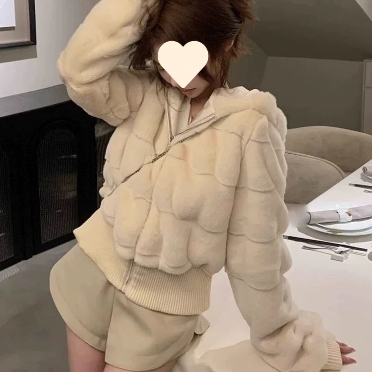 水貂毛皮草女短款2025秋冬季新款连帽加厚小个子毛毛绒外套大衣女