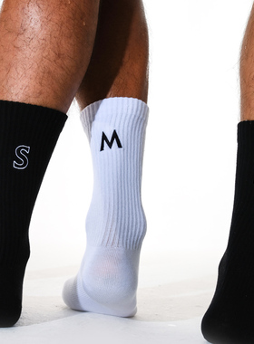 sockkon 男士高筒四季薄款刺绣黑白SM字母手工缝头透气运动棉袜子