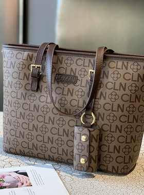 高级感托特包包女2026新款手拎通勤包百搭时尚外出大容量单肩大包