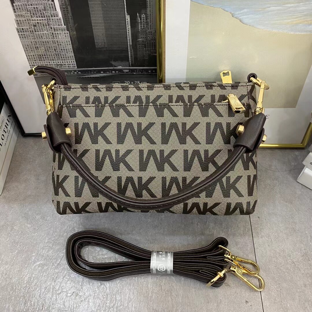 2023年雅蒂尔新款女式手提斜挎两用女包新品pc料多隔层潮流百搭款