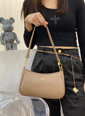雅蒂尔新款女士单肩斜挎两用包新品软料潮流百搭时尚大容量妈咪包