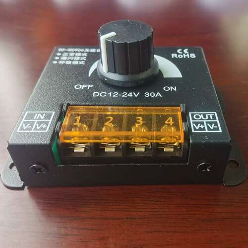 RF-M0906无极调光器 爆闪控制器 呼吸控制器 三合一功能 带遥控