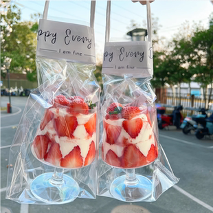 2026圣诞节蛋糕装饰摆件网红高脚杯车厘子草莓碰碰杯玻璃红酒杯