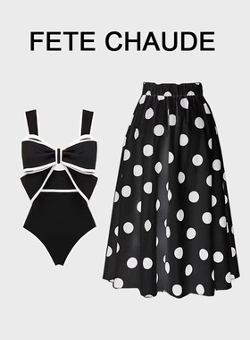 FETECHAUDE纯欲风显白显瘦连体裙式泳衣女波点海边温泉度假比基尼