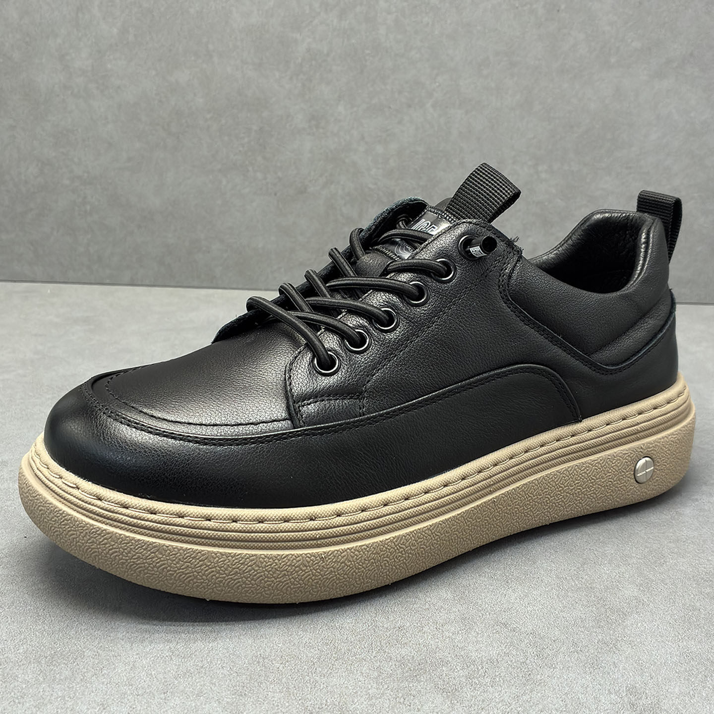 秋冬男鞋黑色厚底休闲皮鞋轻便百搭潮鞋真皮一脚蹬板鞋宽头低帮鞋,流行男鞋,时尚休闲鞋,淘宝优惠券,粉丝福利购,淘宝优惠卷