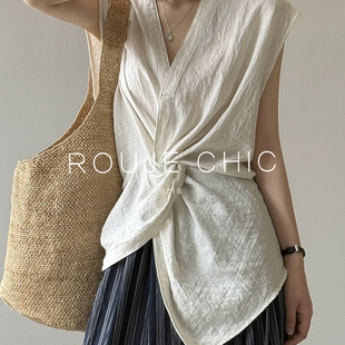 CHIC法式 背心衬衫 ROUJE 不规则V领纽结无袖 上衣 女夏娃娃衫 小飞袖