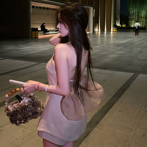 张林超LIN BOUTIQUE 性感大露背羽翼手工结套装女（上衣+短裤）