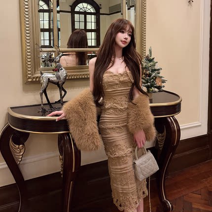 LIN BOUTIQUE 性感蕾丝刺绣拼接手工旋转扭结抹胸连衣裙女新款