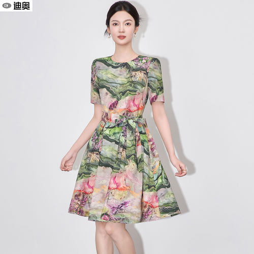 迪奥高级感减龄优雅印花连衣裙子