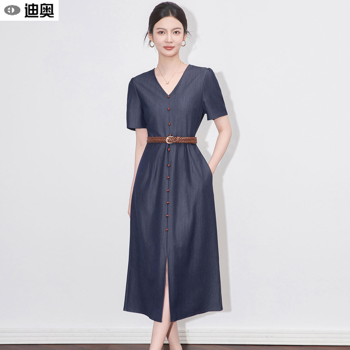 迪奥复古牛仔连衣裙女夏25新款高级感气质简约通勤收腰短袖中长裙,女装/女士精品,连衣裙,淘宝优惠券,粉丝福利购,淘宝优惠卷