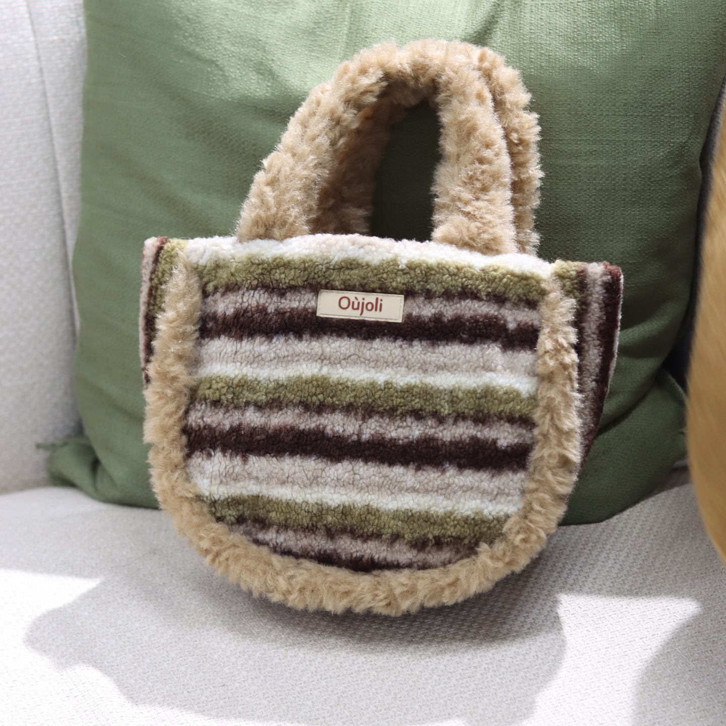 可爱毛茸茸手提包莫兰迪条纹