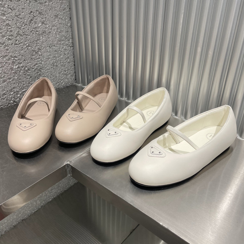 欧洲站乐魔女鞋法式风圆头平底玛丽珍鞋女一字带舒适浅口单鞋百搭图片