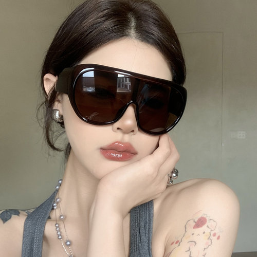 超大框欧美复古老钱风茶色墨镜女
