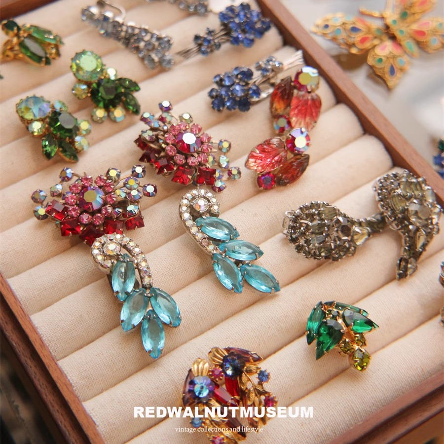 Art Weiss Juliana等品牌莱茵石彩色切割合集 vintage胸针合集