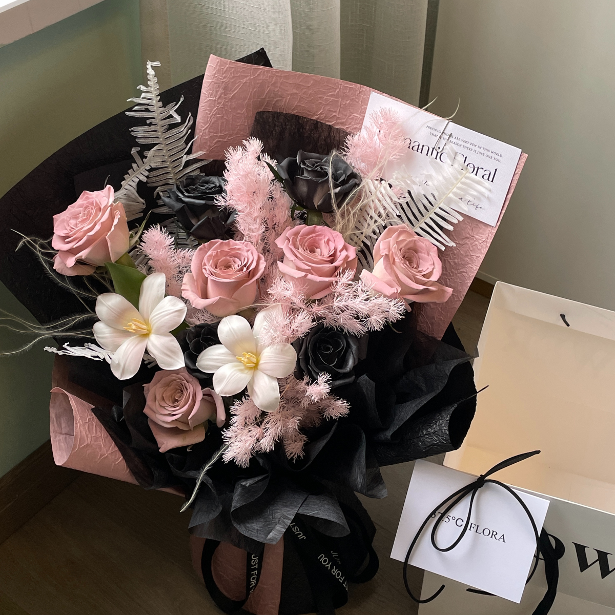 黑粉曼塔玫瑰生日毕业花束鲜花速递同城无锡江阴送女生生日大花束