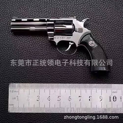 金属皮套左轮模型儿童玩具合金