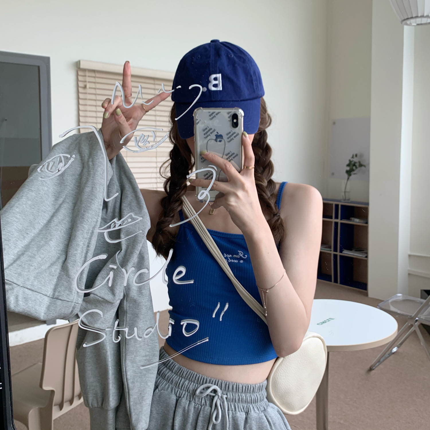 Take a real price with a small sling inside, women's super fire foundation and elastic thread vest outside