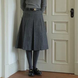 春也白 格雷系灰色百搭高腰羊毛呢百褶半身裙女秋冬款中长A字半裙