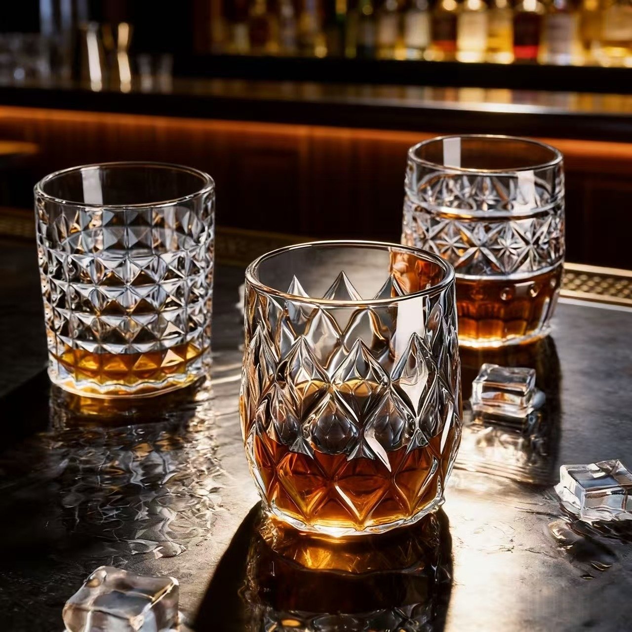欧式圆形水晶威士忌玻璃杯家用刻花纹理洋酒杯大容量耐用透明酒杯
