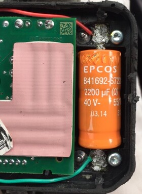 2200UF 40V B41694S5228 福克斯变速箱路虎神行者风扇控制器电容