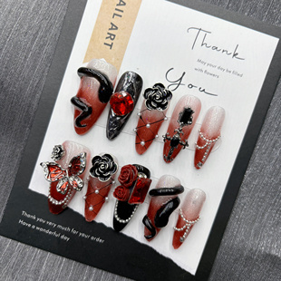 清仓暗黑系手工穿戴甲小蛇恐怖美甲欧美风重工高级感显白短中长款