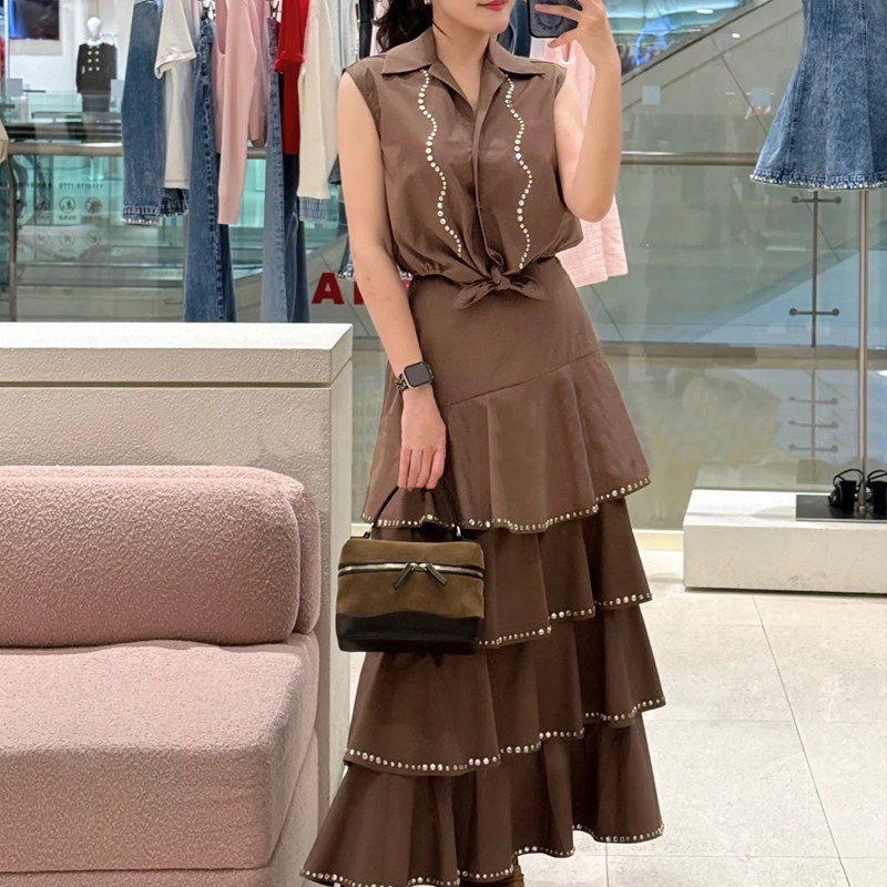 法单S家 2026早春少女感烫钻打结收腰无袖西装领上衣蛋糕半裙套装,女装/女士精品,职业女裤套装,淘宝优惠券,粉丝福利购,淘宝优惠卷