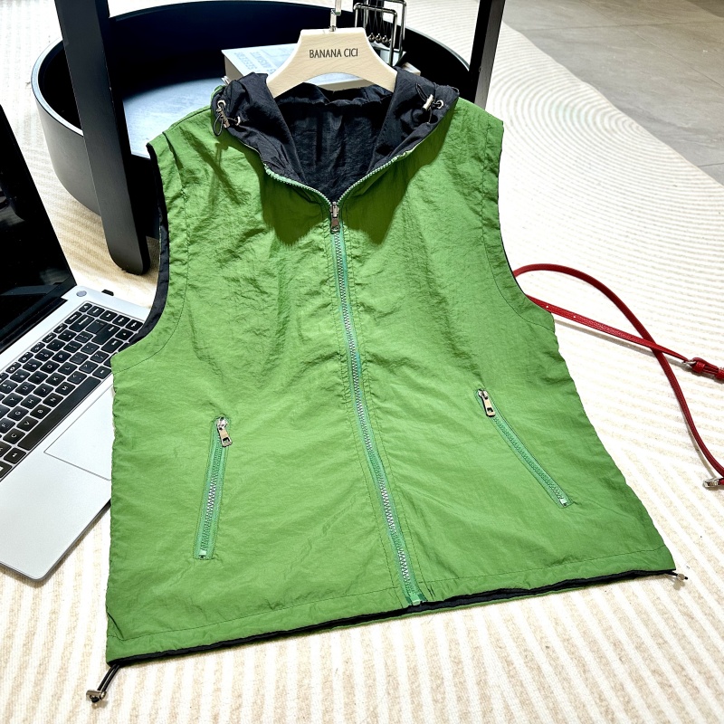 2025新款拼色双面穿马甲女短款纯色连帽防晒衣坎肩背心春夏秋外套