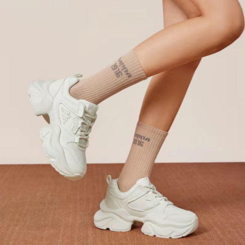 女款厚底百搭精致舒适低帮老爹鞋 K0F85MC01CE-0106