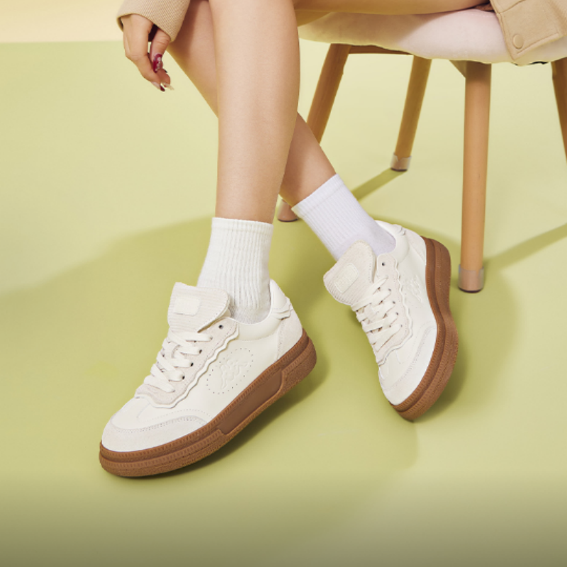 Kappa 女款 潮流舒适百搭 防滑耐磨 低帮板鞋 K0E25CC83J-012B